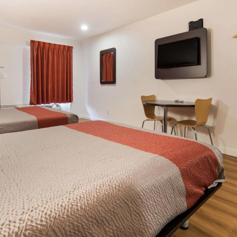 Motel 6-Fort Worth, TX - Seminary