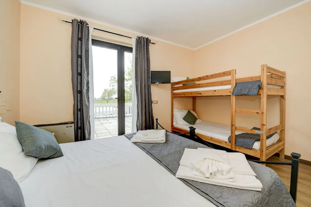 A.G. Holiday Hotel