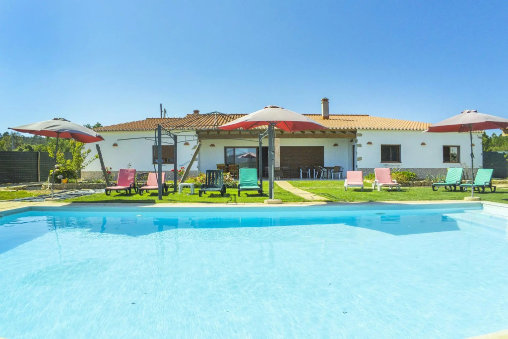 H - Vale dos Homens Beach Room in Montes de Praias Guesthouse in Aljezur