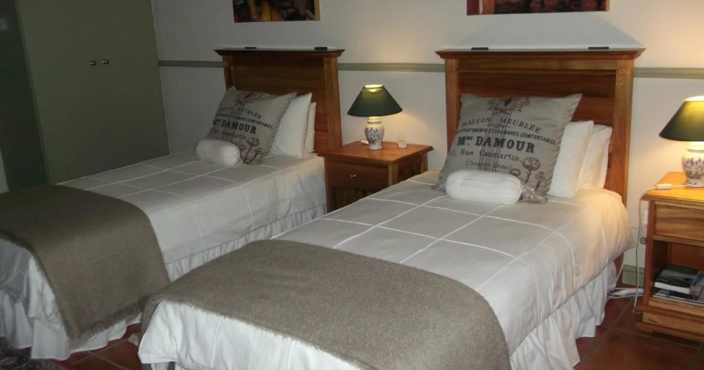 HouseMartin Lodge & Self Catering