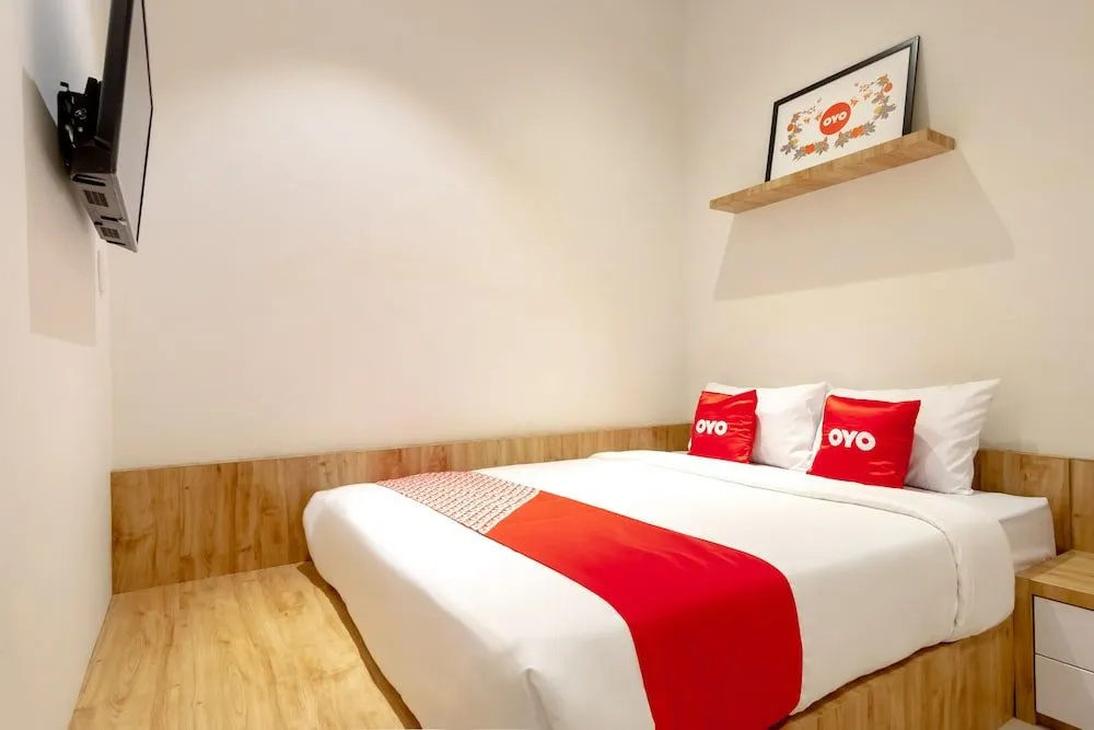 OYO 1476 Asoka Family Residence