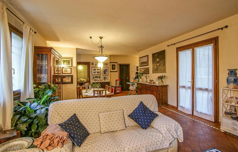 Stunning Home in Pietrasanta With Wifi, 3 Bedrooms and Outdoor Swimming Pool