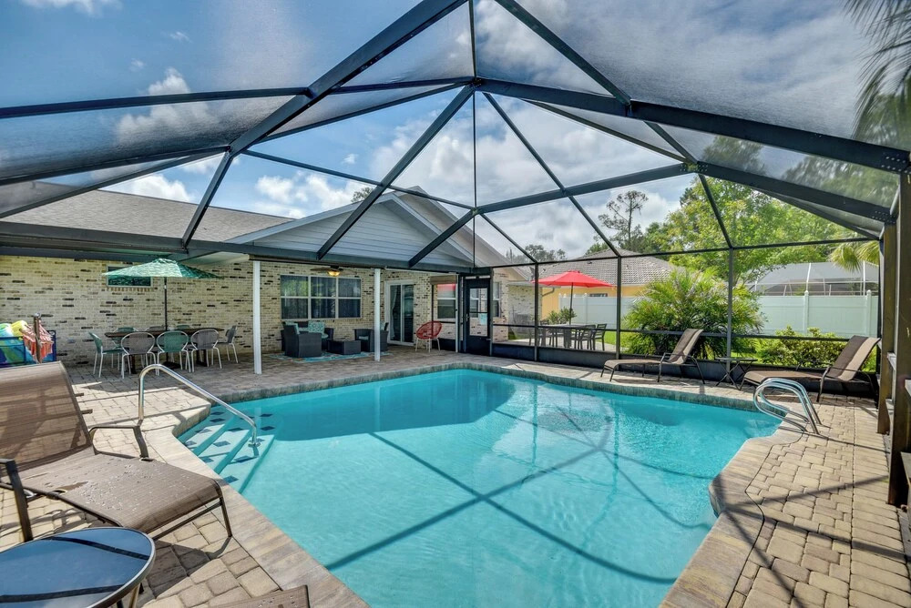 Chic Palm Coast Escape: Lanai & Heated Pool!
