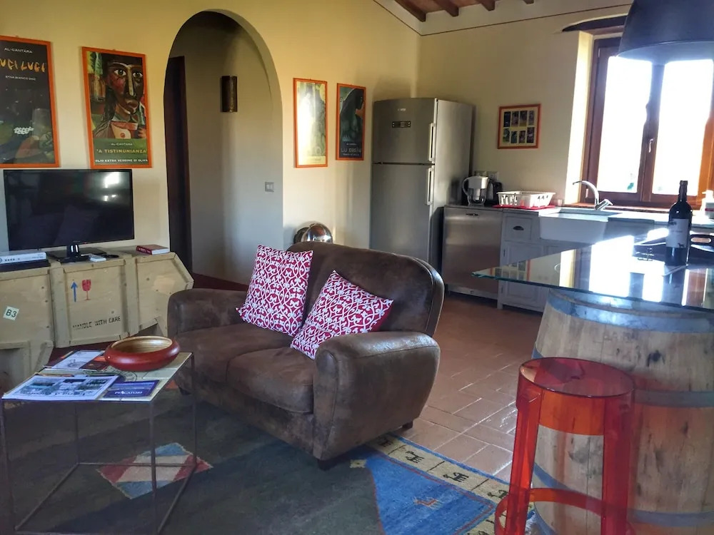 Fontegirasole - a Fontanaro Property