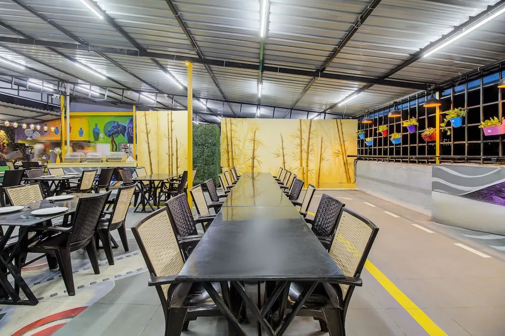 Turquoise Kharadi A Business Hotel