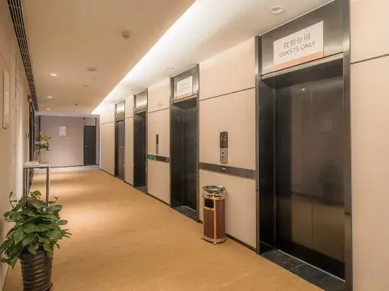 Lei Ji Hotel