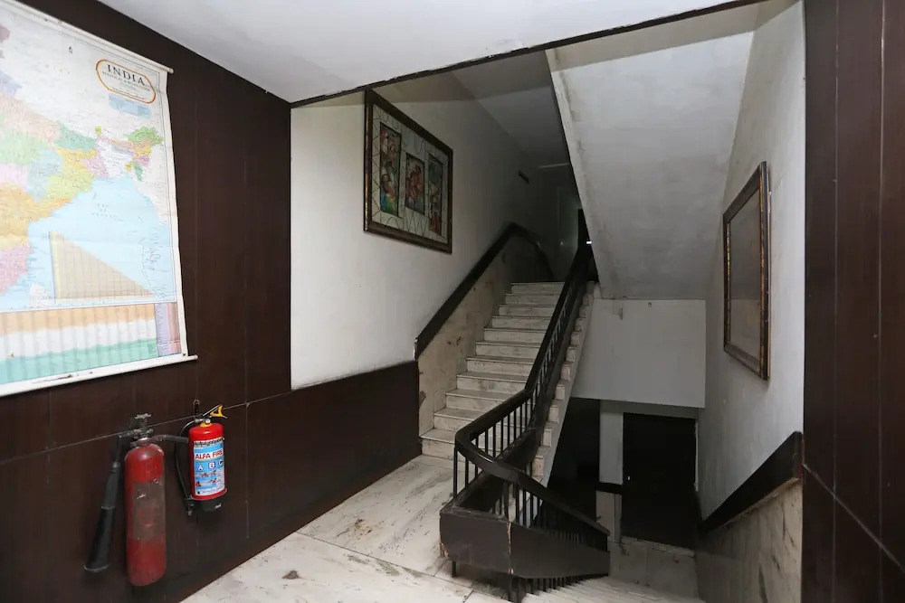 OYO 551 Hotel York