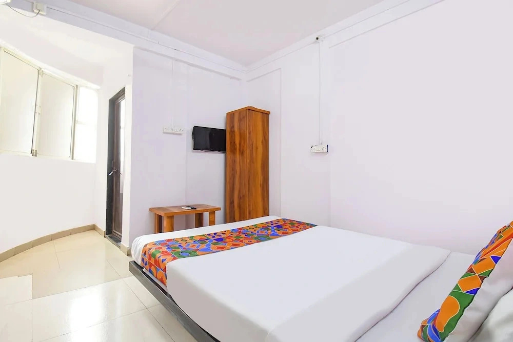 Fabhotel Swapanpurti Sai Avenue