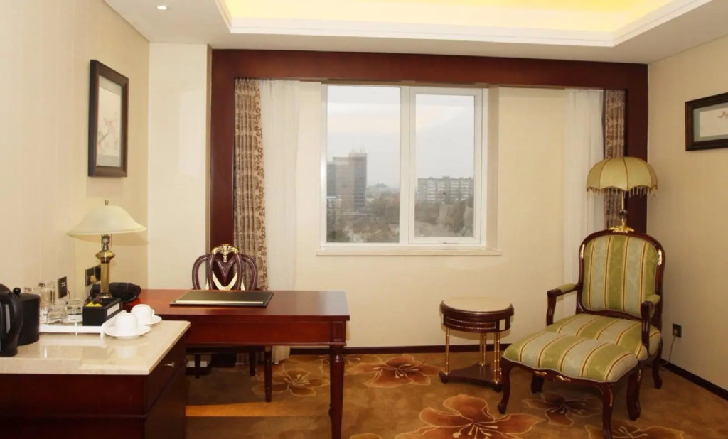 Beijing Royal Phoenix Hotel
