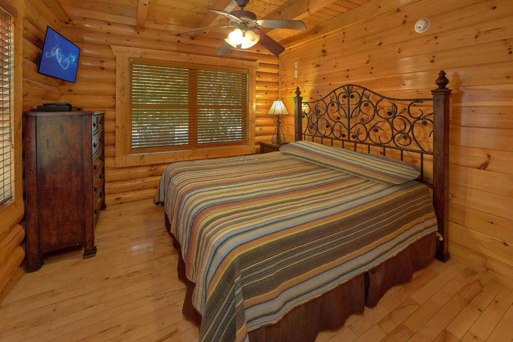 Bring your PETS Great Views Hot tub