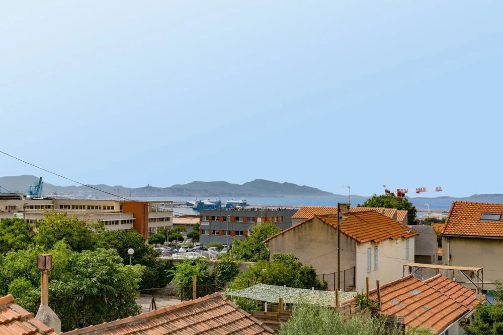 Charming Apartment in the Heart of L'estaque