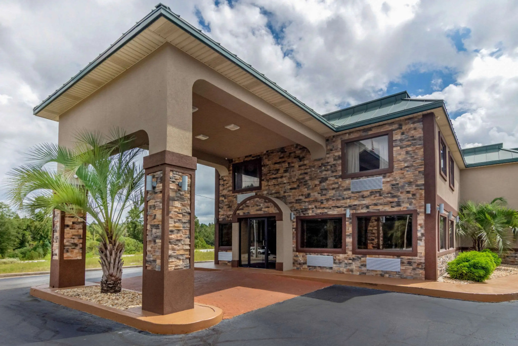 Econo Lodge Byron