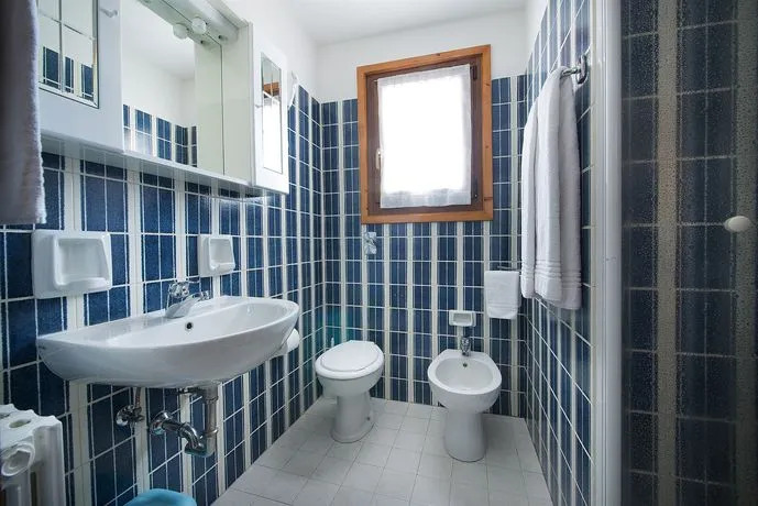 Roulette Apartments