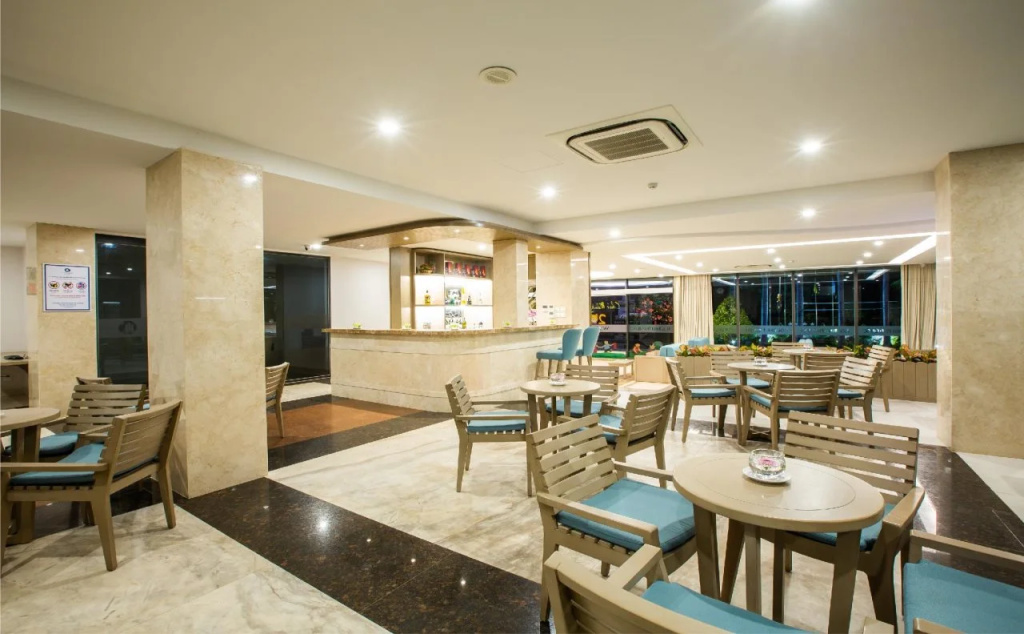 Hoa Binh PQ Resort - by BAY LUXURY