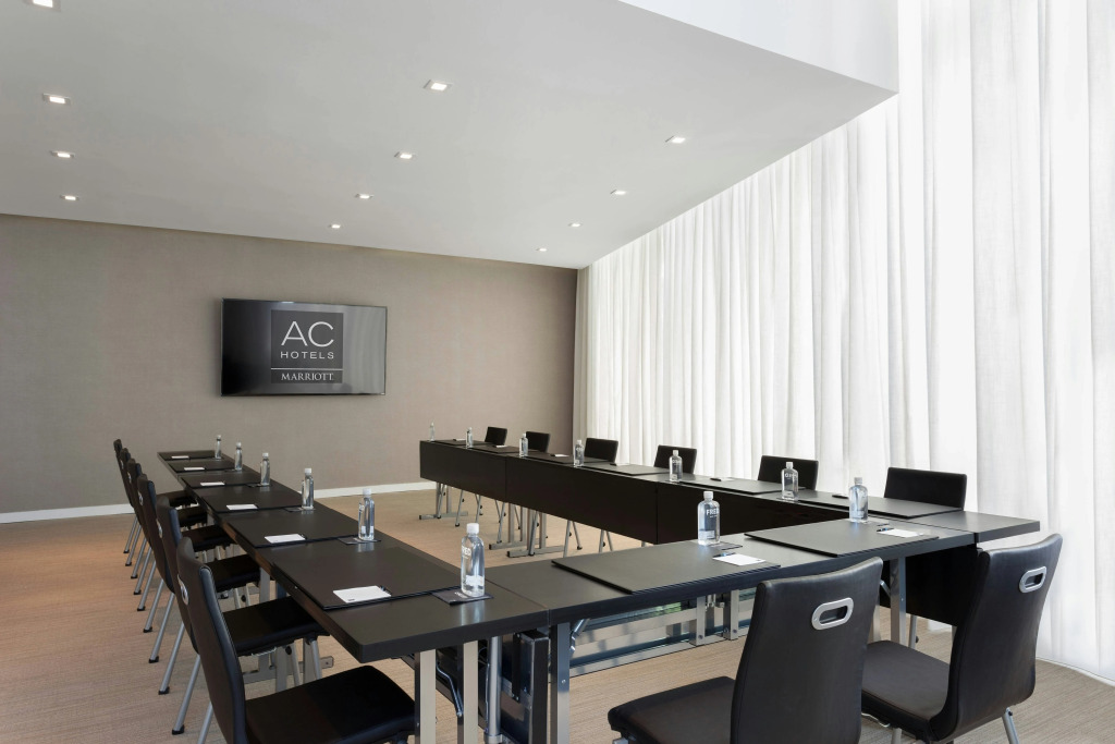 AC Hotel by Marriott Miami Beach