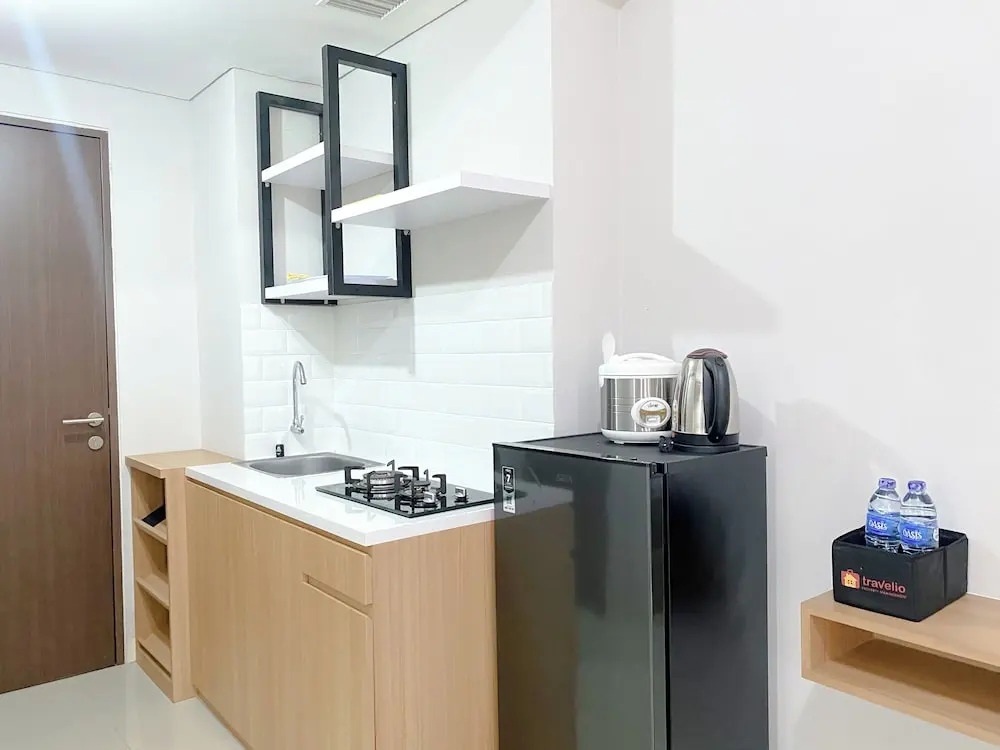 Restful And Well Designed Studio Transpark Juanda Bekasi Timur Apartment