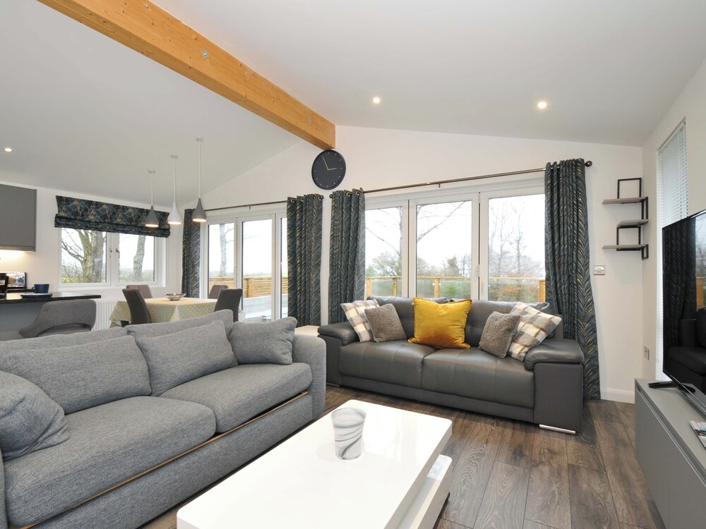 20 Meadow Retreat