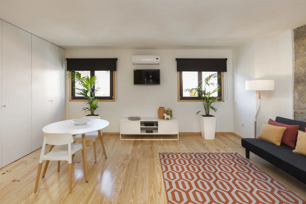 Oporto Local Studios