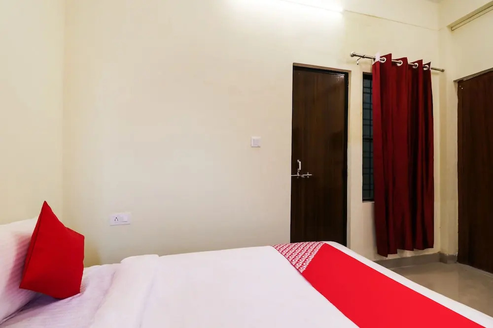 OYO FLAGSHIP 42895 Sonal's Inn