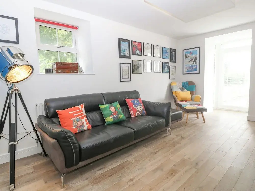 3 Bed in Llanbedrog oc-brntr