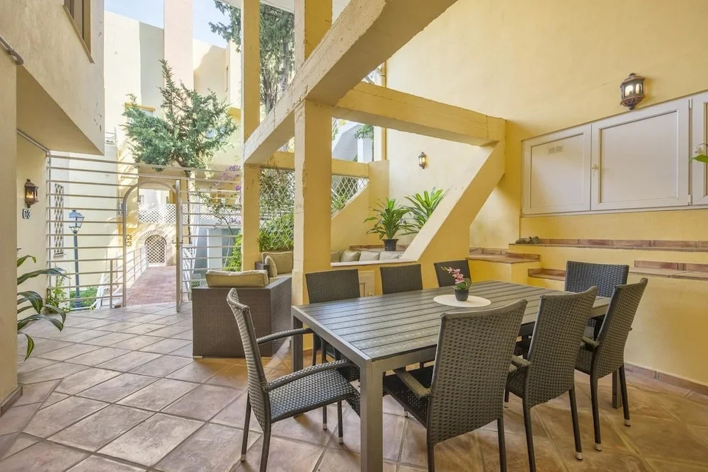 Agrupadas Las Brisas by SB