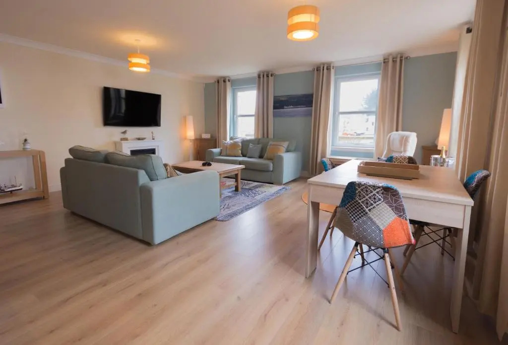 Marina View Apartment