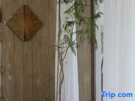 Guanbai Guesthouse