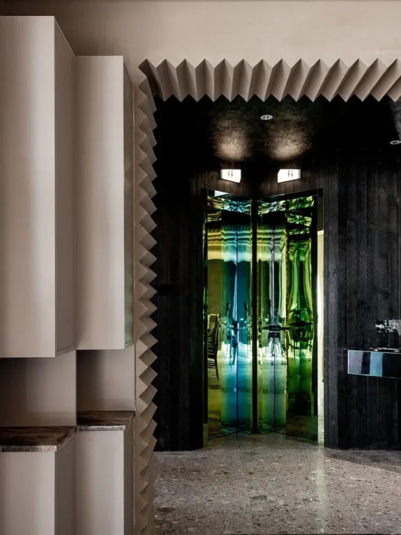 Qingdao Innland sea-view designer hot spring hotel