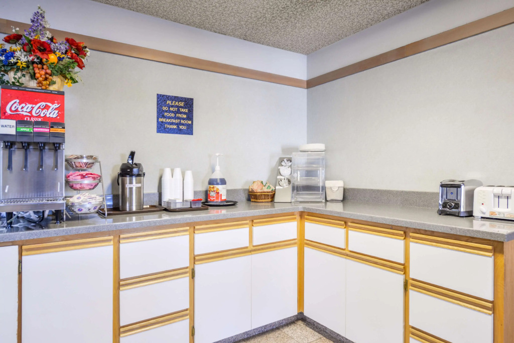 Americas Best Value Inn Phoenix Medford