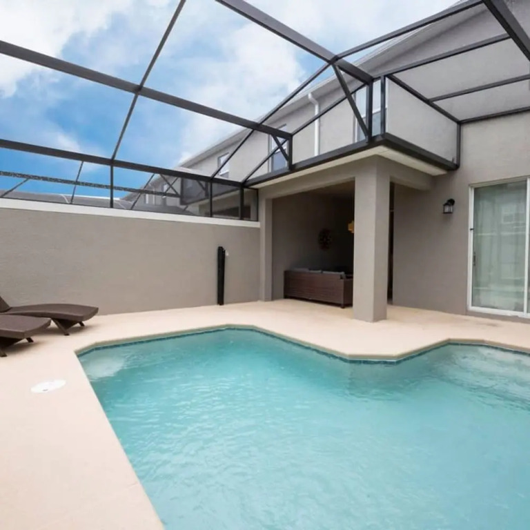 2681 Stunning 4BD Home Perfect For Your Family