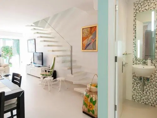 Beachfront Apartment Las Burras MRA 02 by VillaGranCanaria