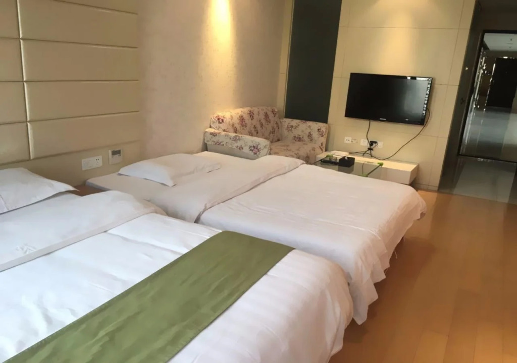 Nanjing Mo He Ting Hotel