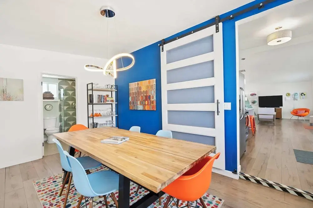 Modern Heart Oasis With Pool!