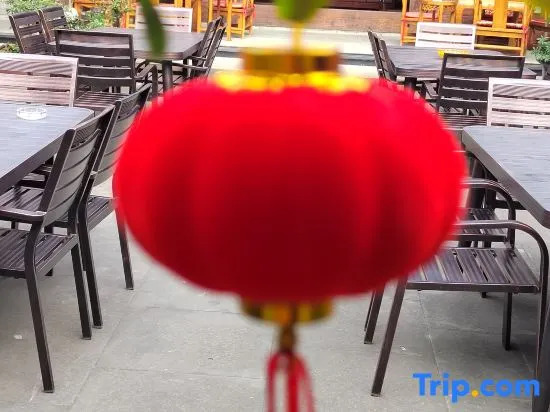 Taiji Huiguan Hotel
