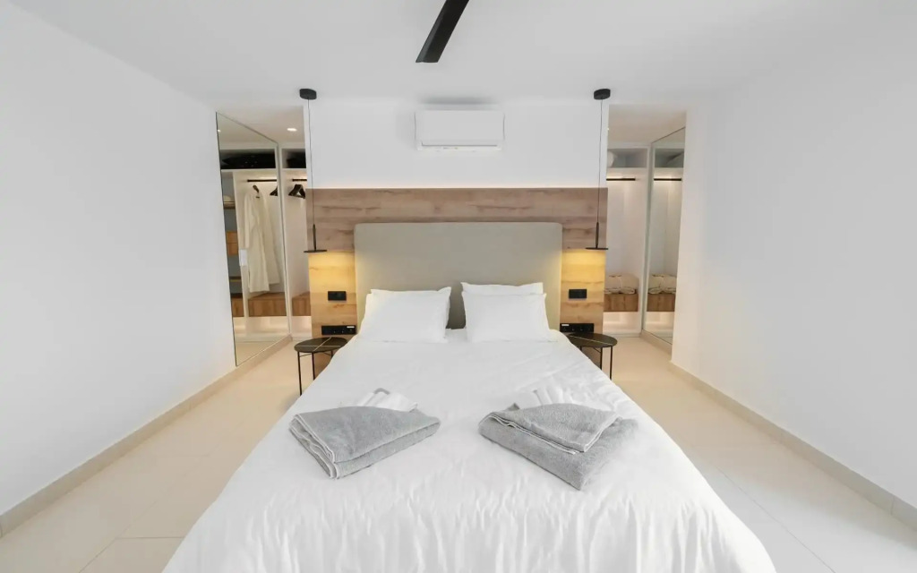 Elia Cove Luxury Villa II