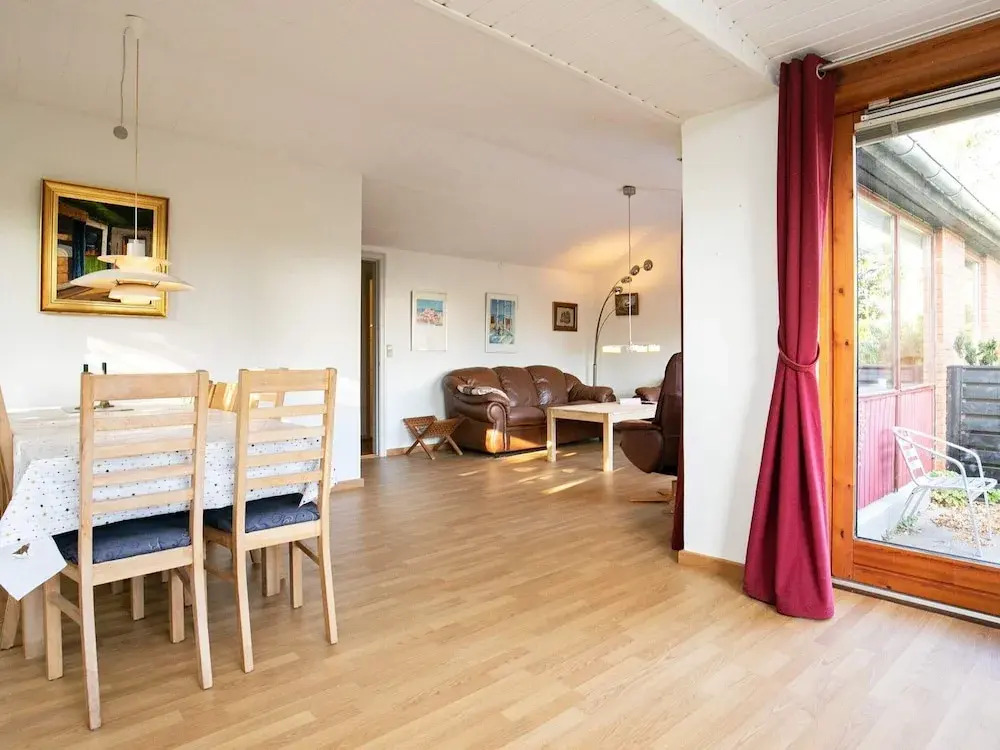 10 Person Holiday Home in Albaek