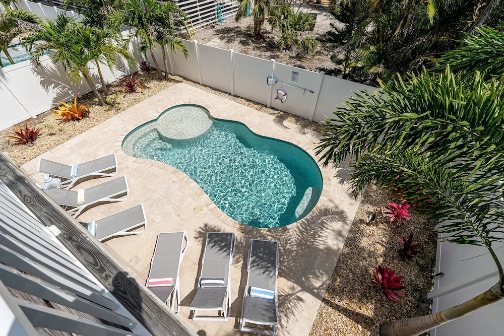 Welcome to 5545 Palmetto Street All NEW! Just Built! Book It NOW! home