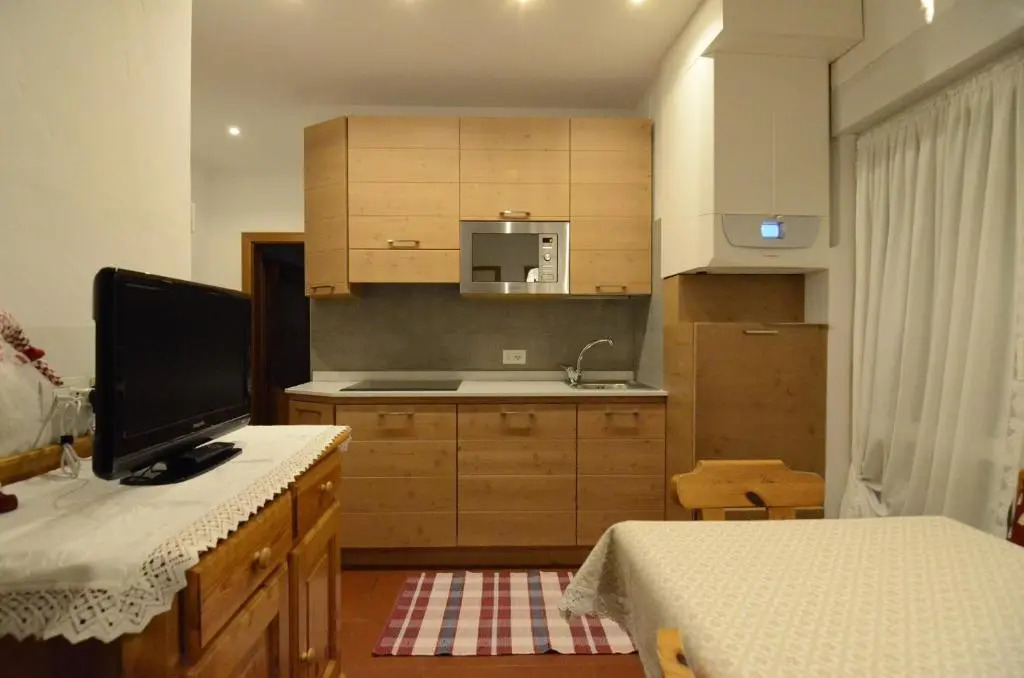 Continental 101- 4 Beds