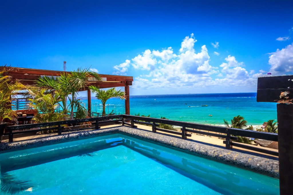 Aldea Beachside Condo by BVR