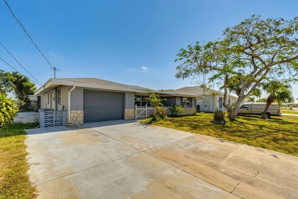 Waterfront Port Charlotte Home < 1 Mi to Beach!