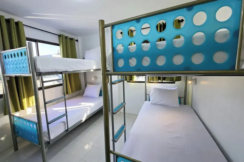 MT Friend Hostel Phuket Town