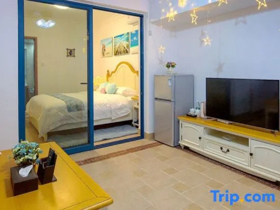 Yanzi Scenic Vacation Homestay (Huizhou Vanke Shuangyue Bay)
