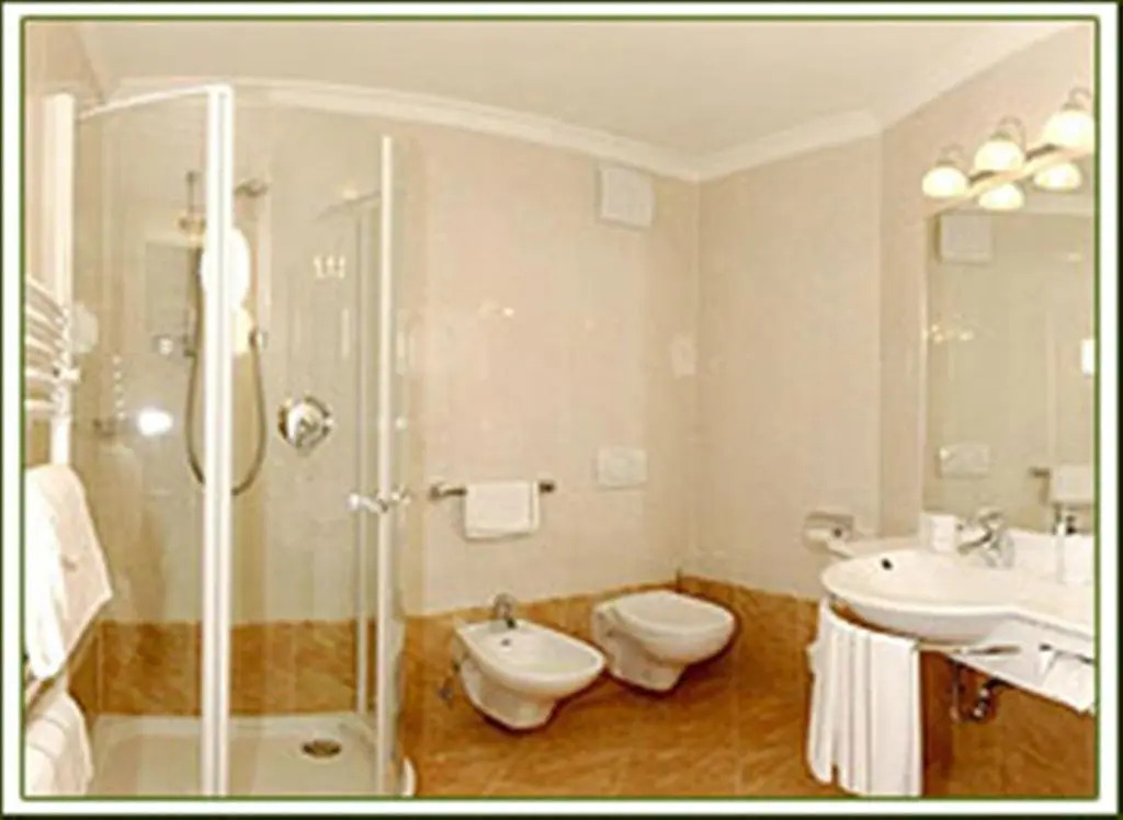 Hotel Sureghes