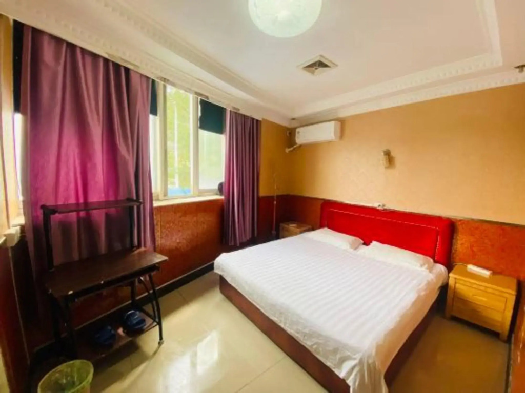 Dongbo Hostel