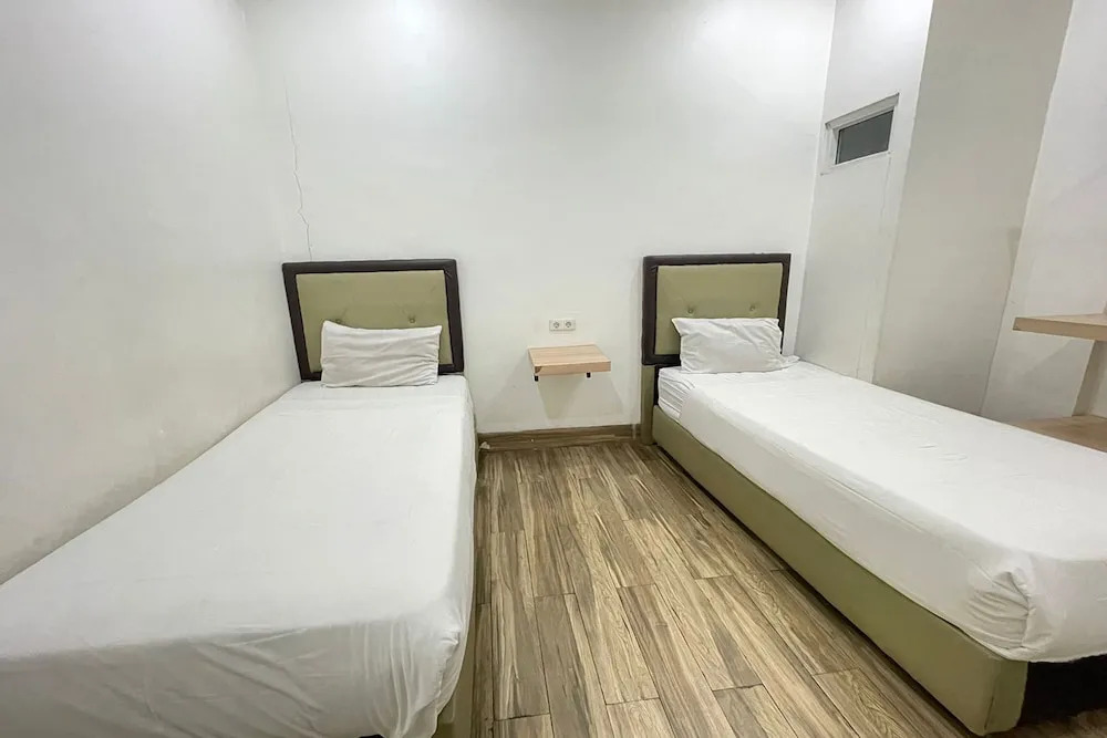 Residence 8