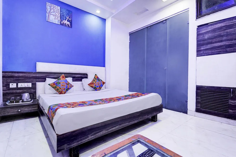 Fabhotel Season Grand