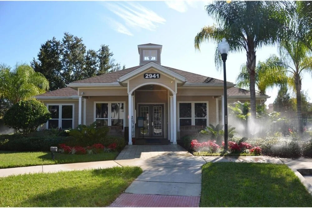 Lucaya 3 Bedroom 2 Bath Townhome With Zero Entry Resort Pool