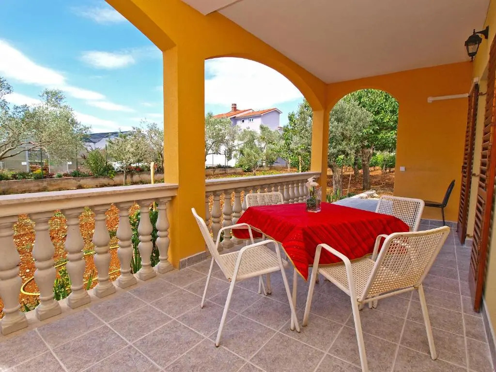 House Smiljana 2059