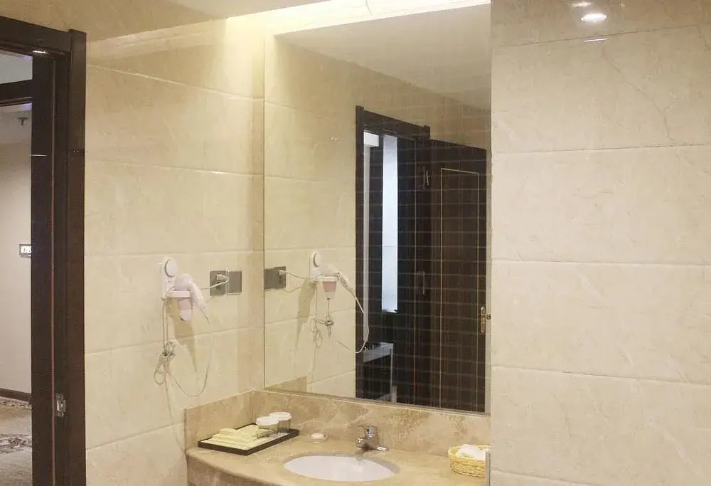 Weishi International Hotel