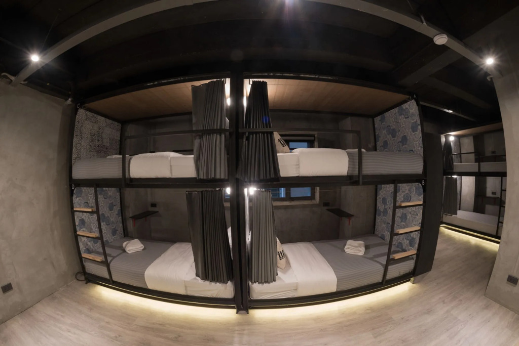 Westory Design Poshtel